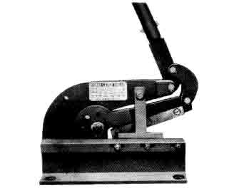 IMPA手冊 編號611960連桿式切割機(圖1) IMPA手冊 編號611960連桿式切割機(圖1)